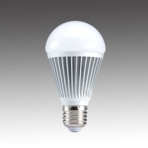 画像: LED電球9W 口金E26 電球色 60W相当